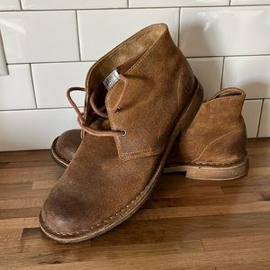 UGG men’s size 9.5 leather boots